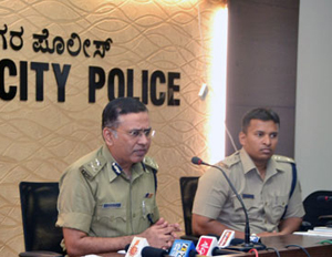 Police PressMe...